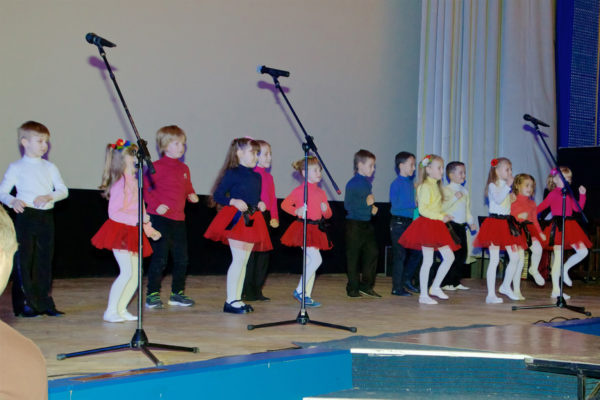 18.11.2016 р. о 17.00 год. у КОЦ ім. О. Довженка відбувся святковий концерт, присвячений 30-річчю школи.