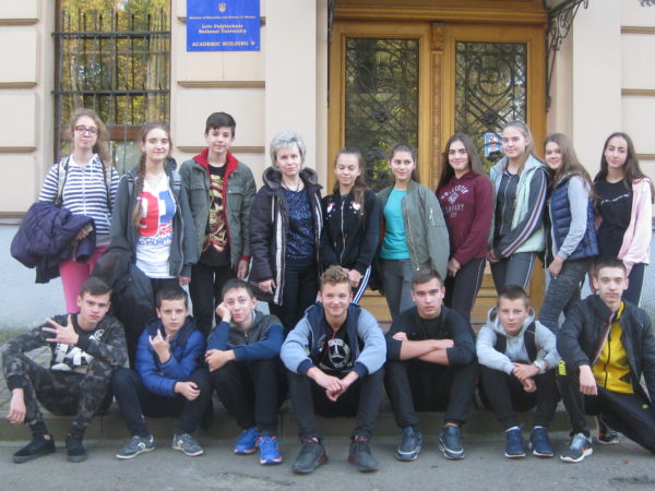 Учні 9 А відвідали лекцію з хімії в університеті "Львівська Політехніка"